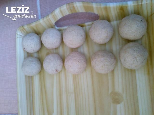 Soslu Haşlama İçli Köfte