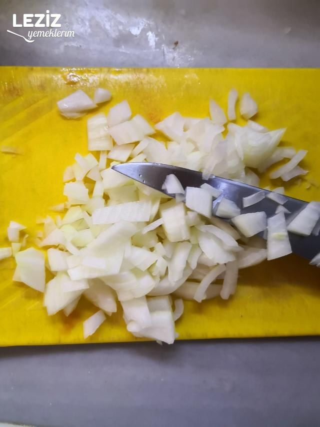 İstiridye Mantarı Kavurması (Et Gibi)