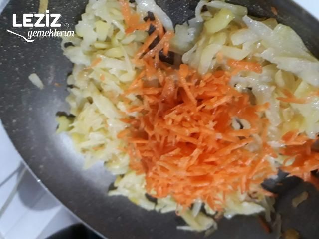 Patatesli Havuçlu Omlet (Çocuklara Özel Kahvaltılık)