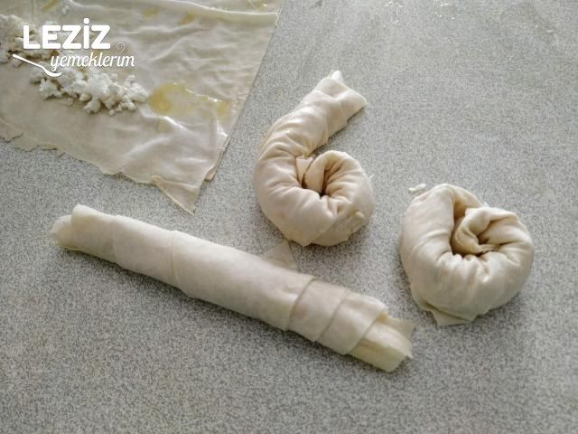 Yalancı Boyoz Böreği Tarifi