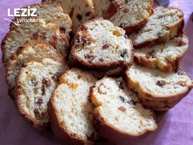 Kuru Meyveli Enfes Kek (Hazırlara Taş Çıkartır)