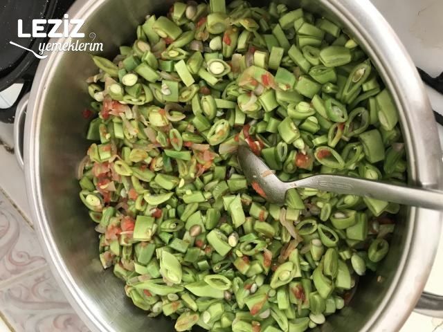 Zeytinyağlı Fasülye Salatası