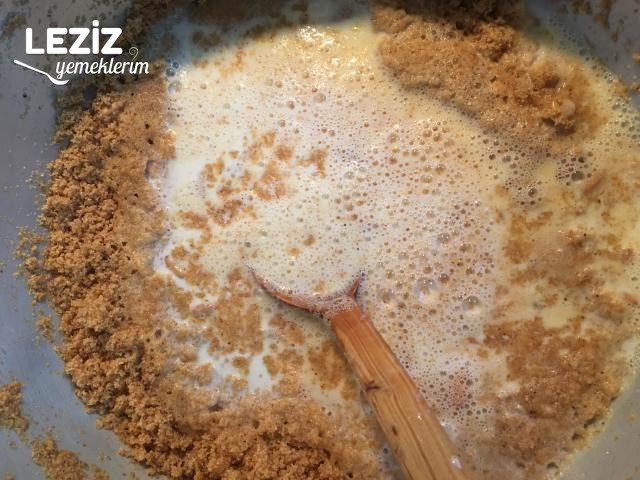 Sütlü İrmik Helvası Nasıl Yapılır