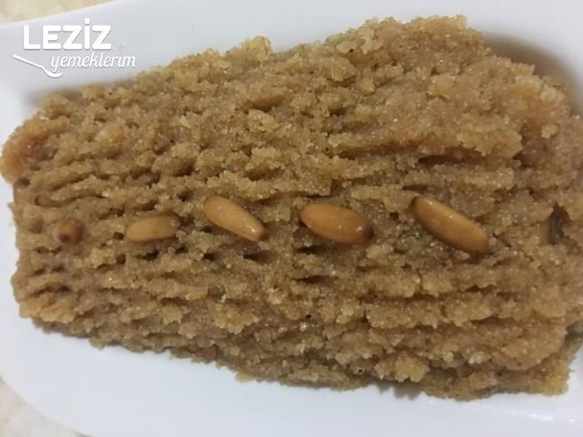 Sütlü İrmik Helvası Nasıl Yapılır