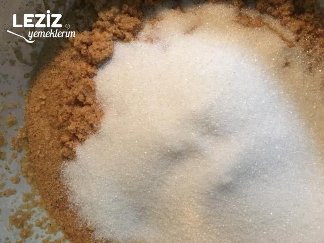 Sütlü İrmik Helvası Nasıl Yapılır