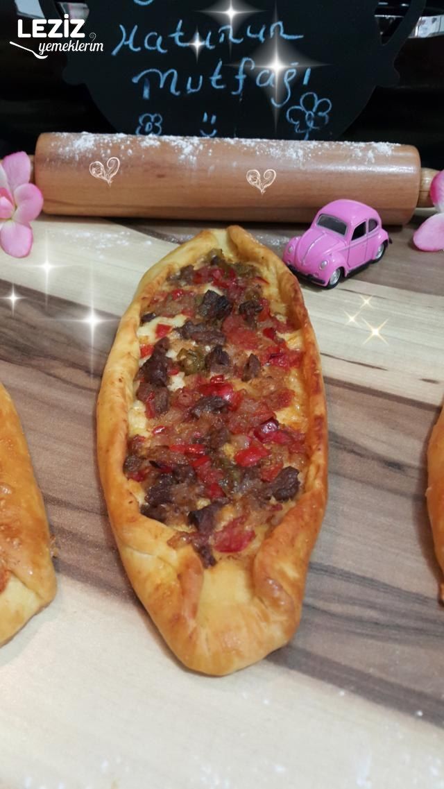 Kuşbaşılı Pide