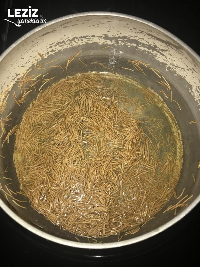 Pirinç Pilavı (Tel Şehriyeli)