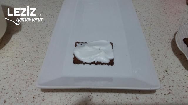 Nefis Balerin Pastası Tarifi (3 Malzemeli)