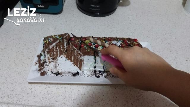 Nefis Balerin Pastası Tarifi (3 Malzemeli)