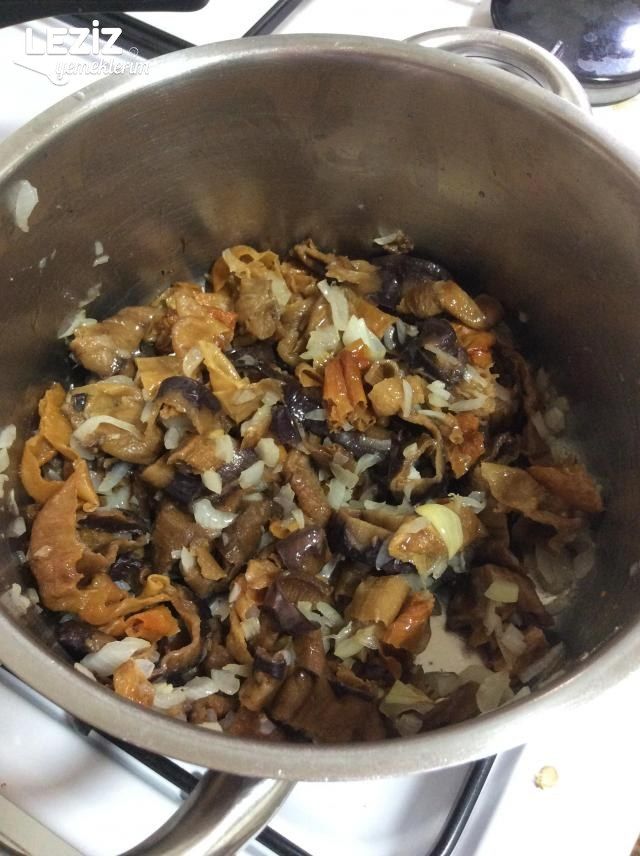 Kuru Patlıcan Yoğurtlaması