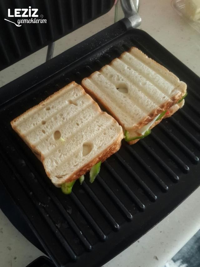 Tost (Sebzeli - Tam Kahvaltılık)