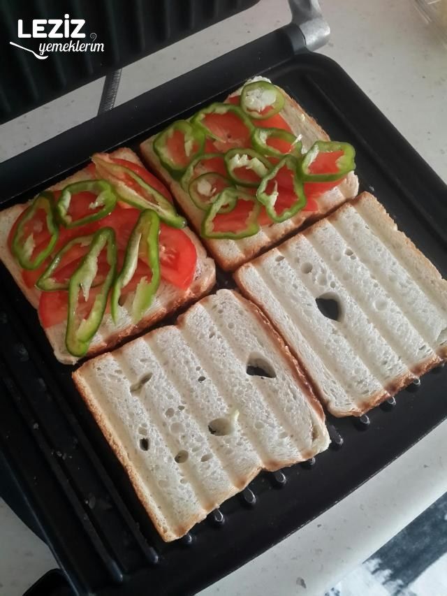 Tost (Sebzeli - Tam Kahvaltılık)