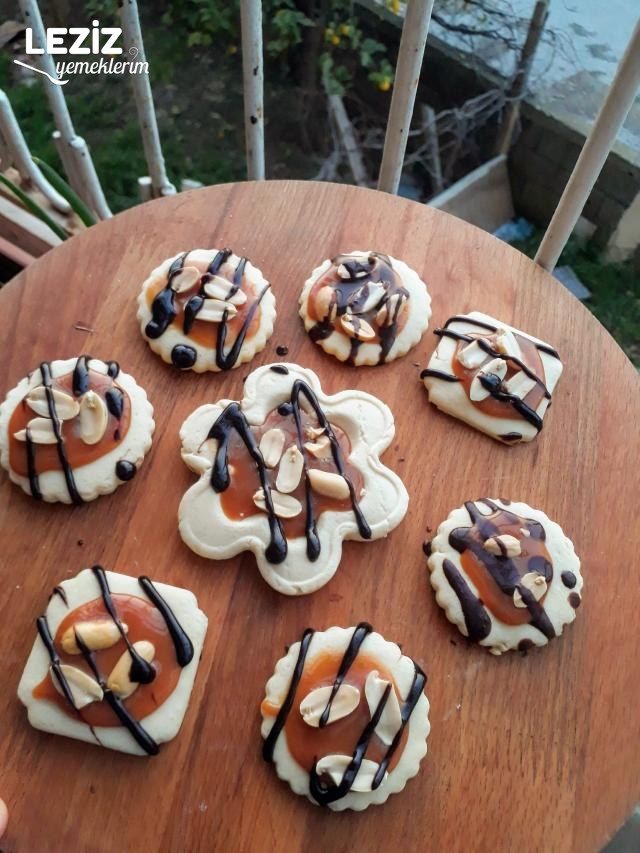 Fıstıklı Karamelli Kurabiye (1 Tane Asla Yetmez)