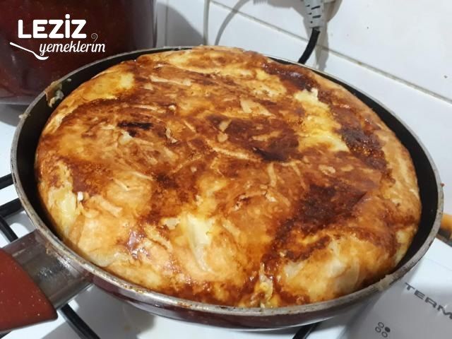 Tavada Gül Böreği