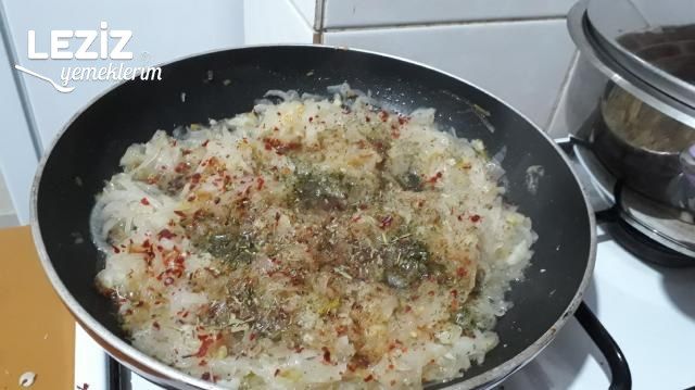 Tavada Gül Böreği