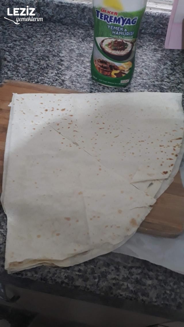 Tavada Gül Böreği