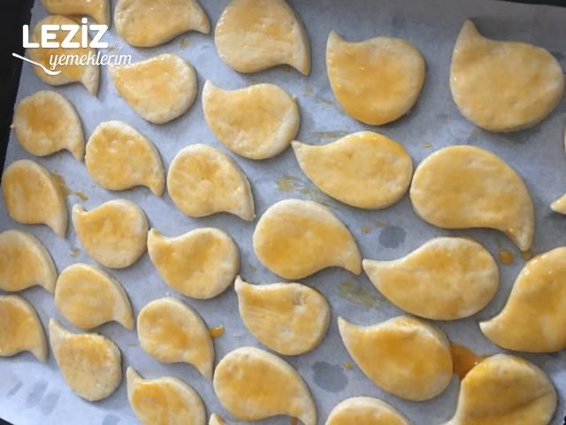 Ayçekirdekli Tuzlu Kurabiye (Günlerce Bayatlamayan)