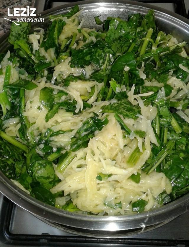 Fırında Ispanak Yemeği