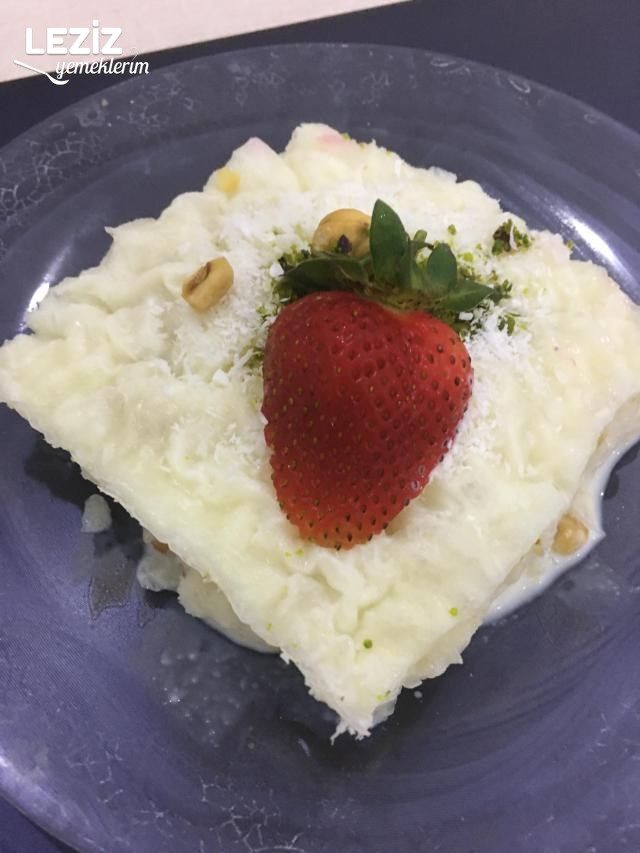 Ramazana Özel Fındıklı Güllaç Tarifi