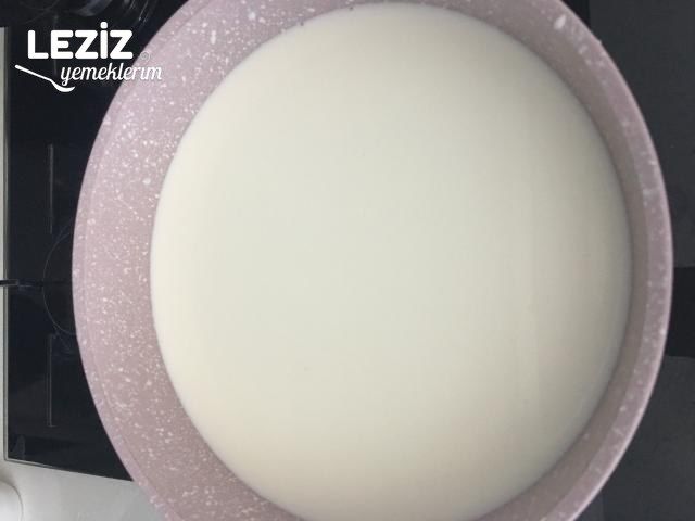 Ramazana Özel Fındıklı Güllaç Tarifi