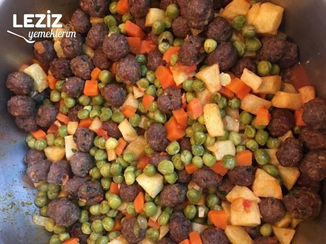 Köfteli Bezelye