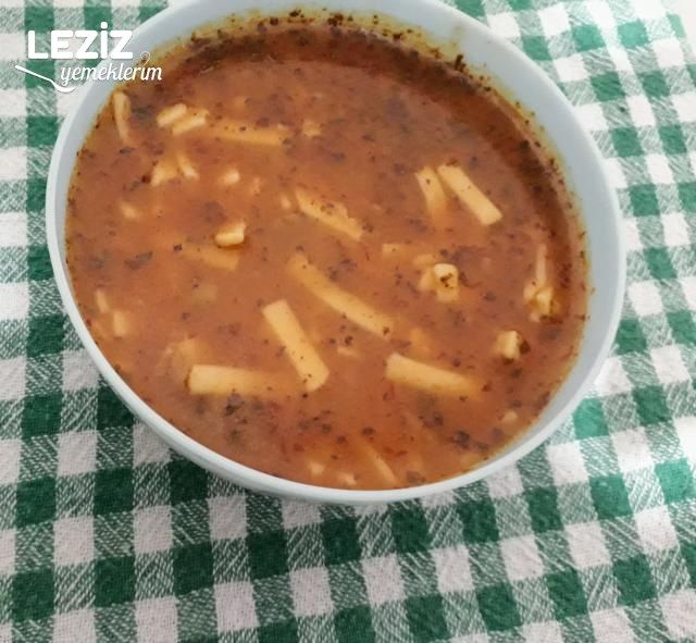 Yeşil Mercimekli Erişte Çorbası Nasıl Yapılır?