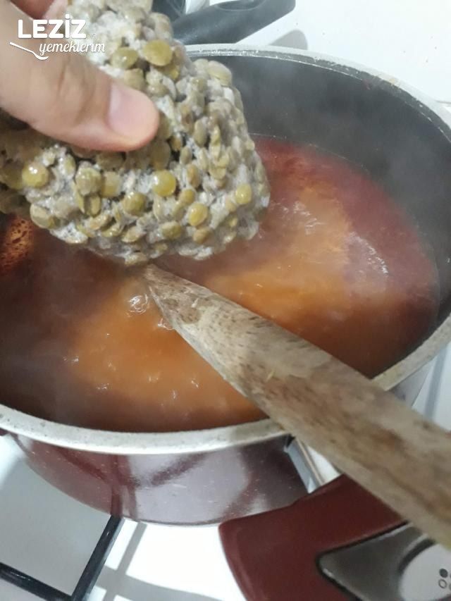 Yeşil Mercimekli Erişte Çorbası Nasıl Yapılır?