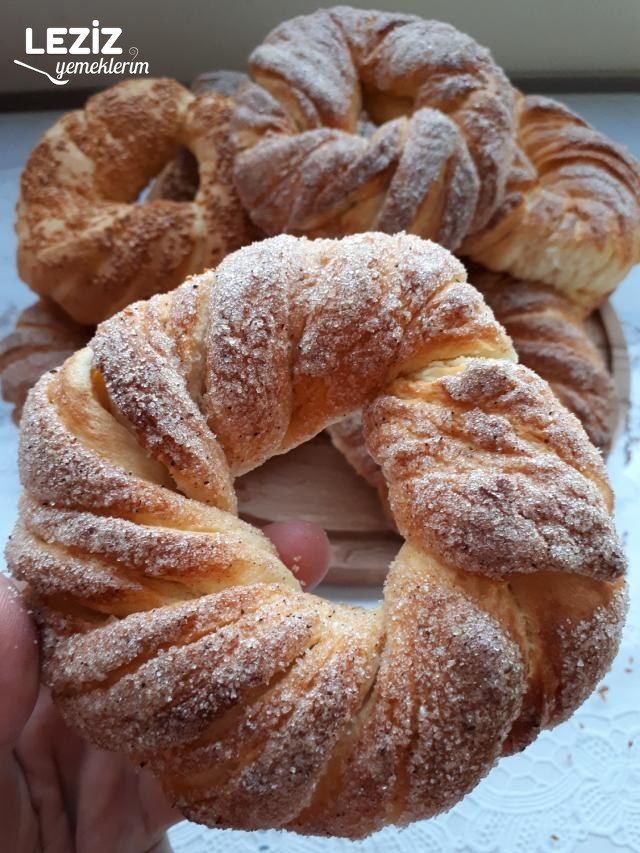 Tarçınlı - Tereyağlı Çörek