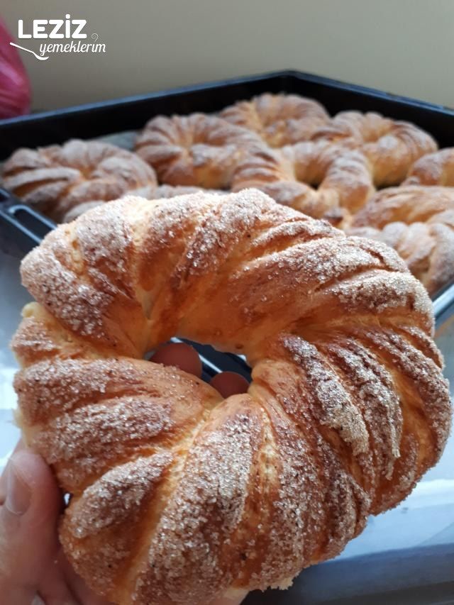 Tarçınlı - Tereyağlı Çörek