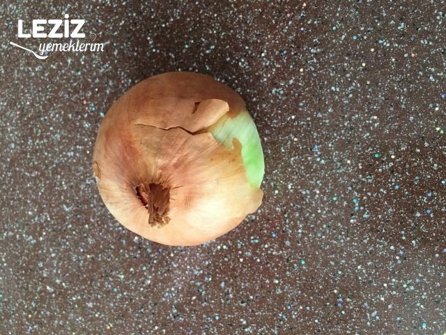Soğanlı Baharatlı Yumurta
