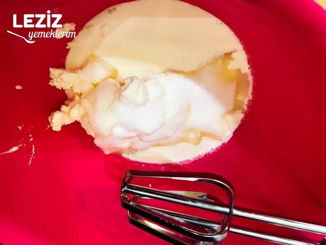 Muffin Kalıbında Mini Cheesecake Tarifi