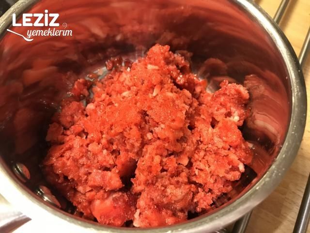 Muffin Kalıbında Mini Cheesecake Tarifi