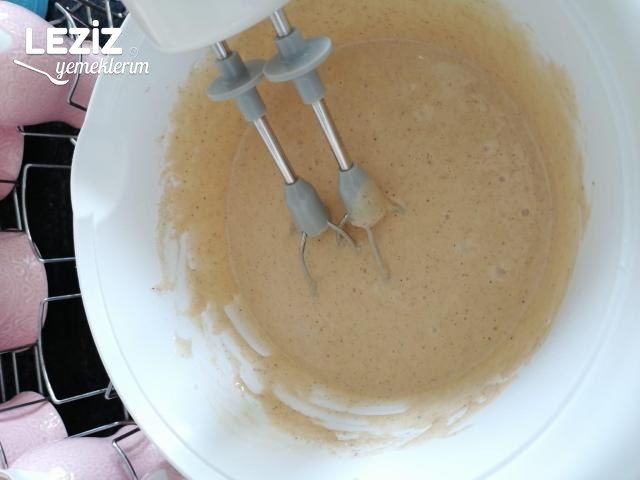 Kremalı Tarçınlı Tart Kek Tarifi