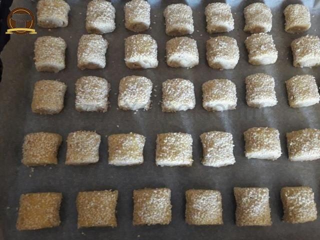 Tahinli Cevizli Rulo Kurabiye