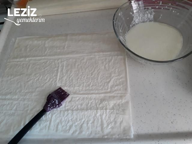 Baklava Yufkasından Çıtır Börek Yapımı