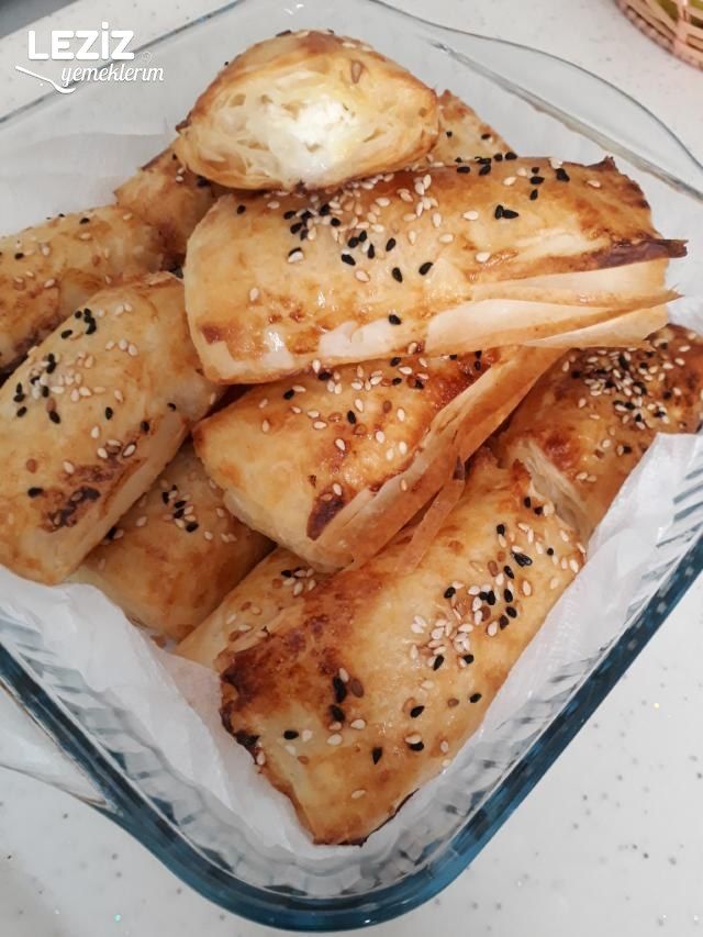 Baklava Yufkasından Çıtır Börek Yapımı