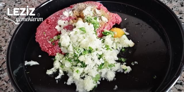 Leziz İzmir Köfte Tarifi
