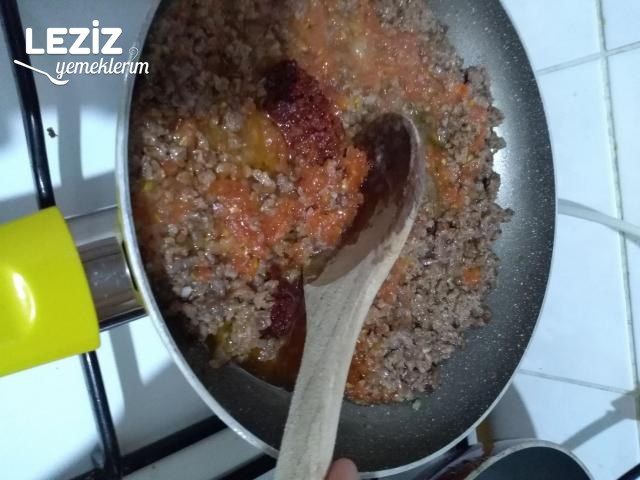 Kıymalı Çökertme Kebabı Tarifi, Kıymalı Çökertme Kebabı Nasıl Yapılır