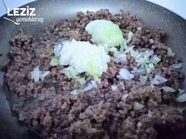 Kıymalı Çökertme Kebabı Tarifi, Kıymalı Çökertme Kebabı Nasıl Yapılır