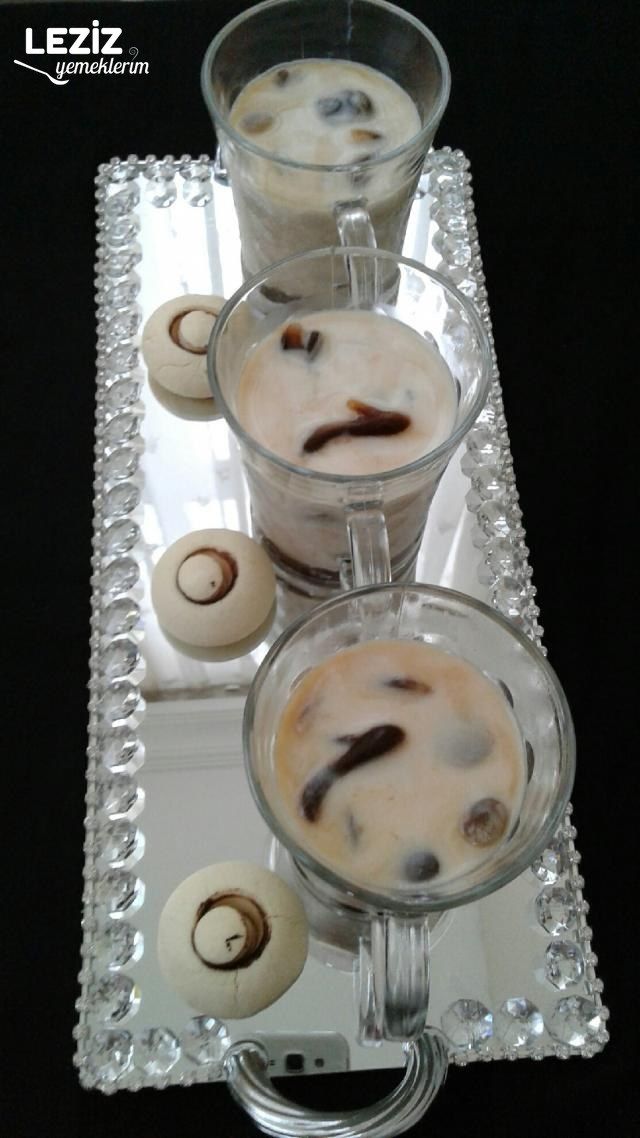 Buzlu Türk Kahvesi Ve Kurabiye