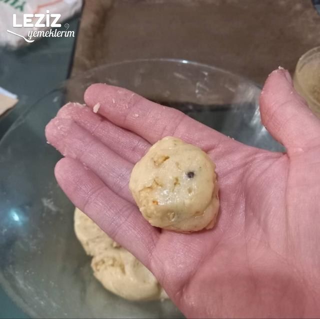 Katı Yağsız Parça Çikolatalı Kurabiye