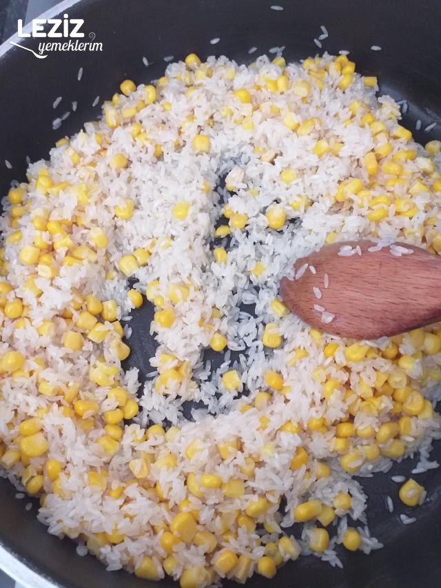Mısırlı Pirinç Pilavı Tarifi