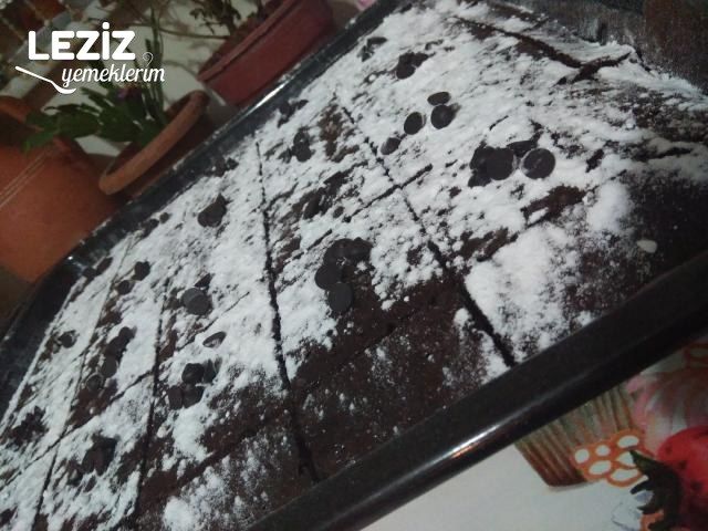 Kremalı Islak Kek Tarifi