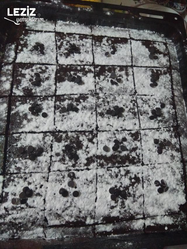 Kremalı Islak Kek Tarifi