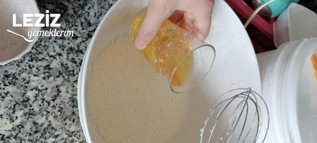 Kolay Borcam Pastası (Püf Noktalarıyla)