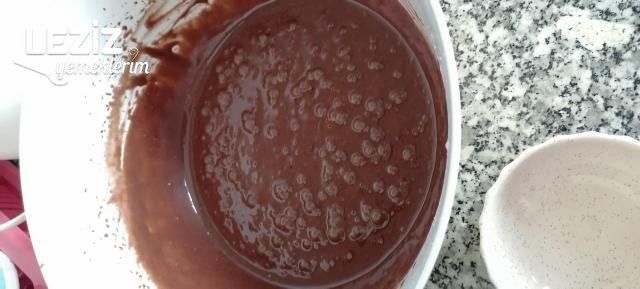 Kolay Borcam Pastası (Püf Noktalarıyla)