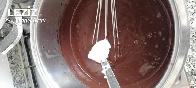 Kolay Borcam Pastası (Püf Noktalarıyla)