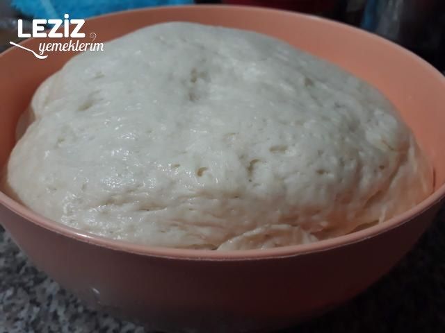 Saçaklı (Sakallı) Poğaça