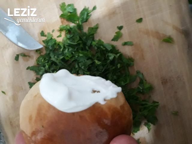 Saçaklı (Sakallı) Poğaça