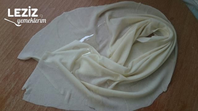 El Açması Midye Börek